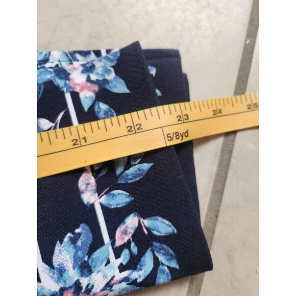 Michel Studio Navy cropped pants floral hem 22" Inseam NEW size 16 - Picture 8 of 8